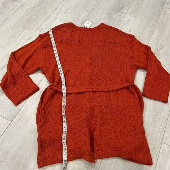 Free People Beach Belted Cardigan
Sweater size S - Picture 3 of 6